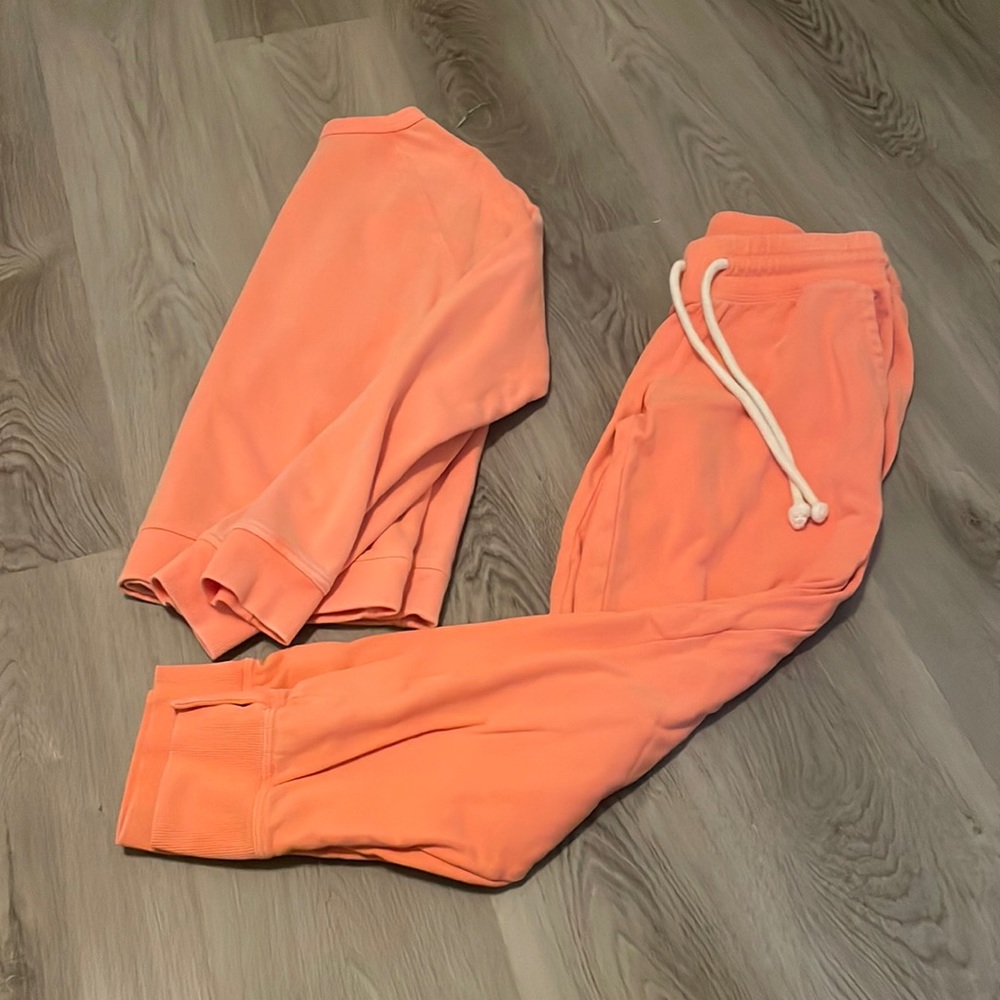 Universal Thread matching outfit